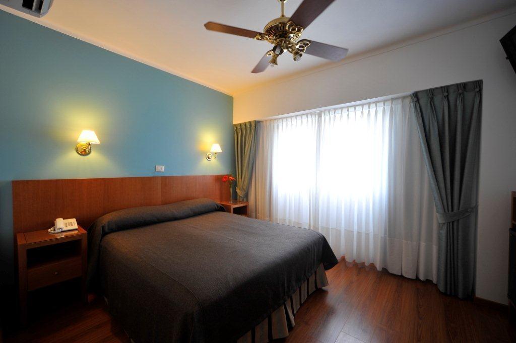 Hotel 15 De Mayo Mar del Plata Bagian luar foto